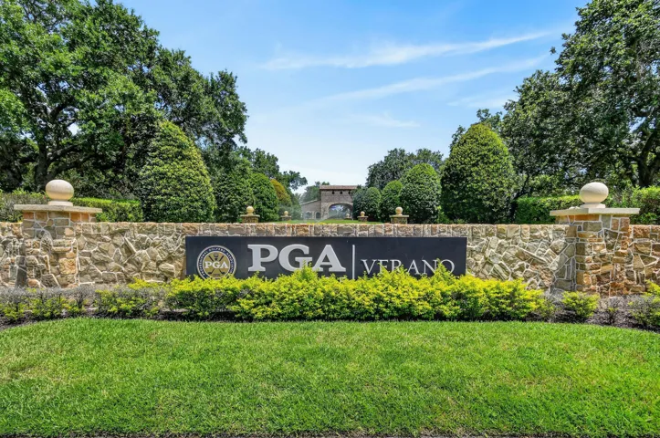 PGA Verano Entrance