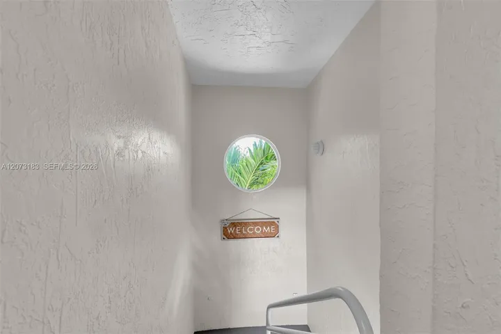 Covered Entryway stairs