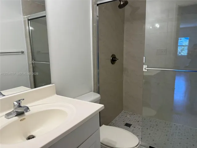 2nd bathroom