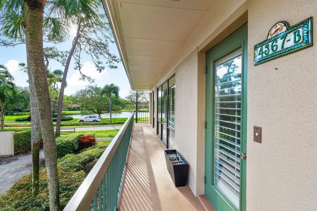 Walkway entry