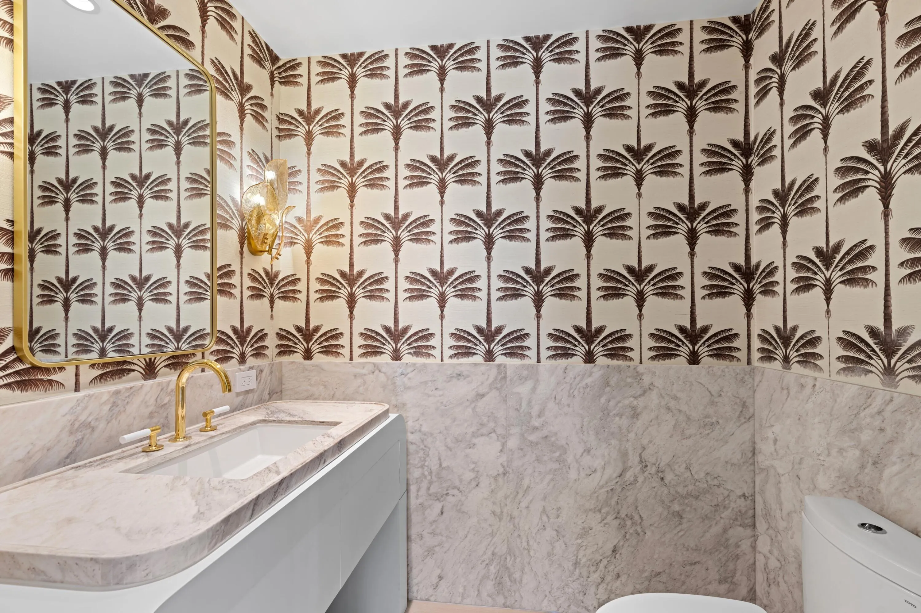 28-Powder Room