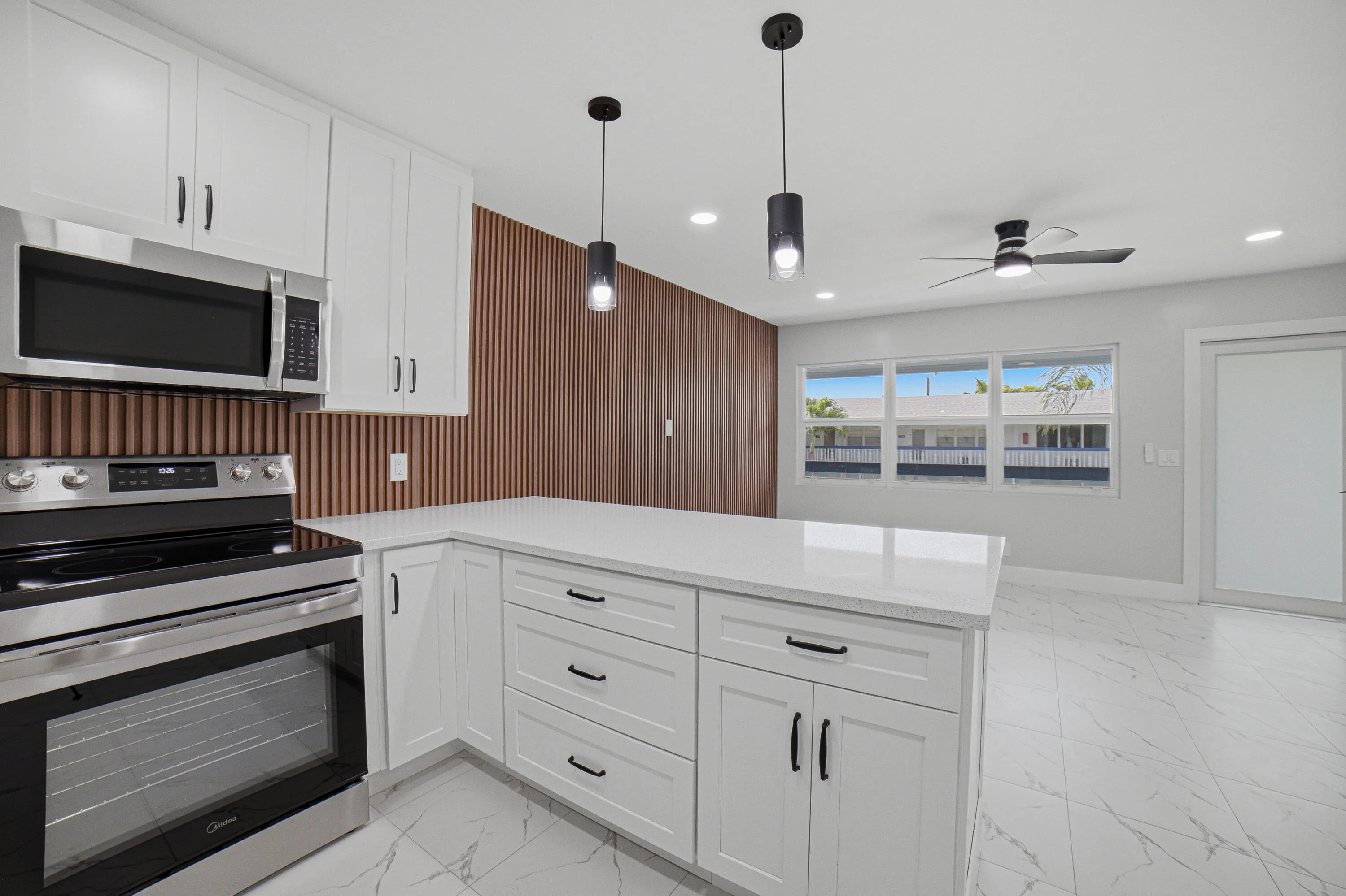 Kitchen/Living Room