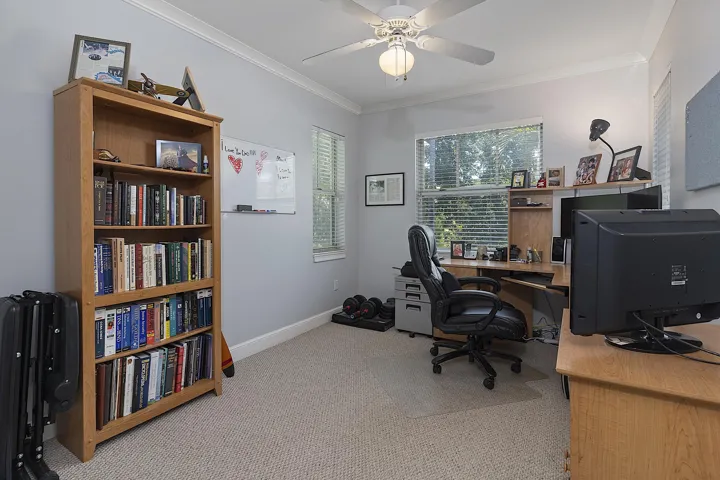 808 SW 4th Ave - - 356