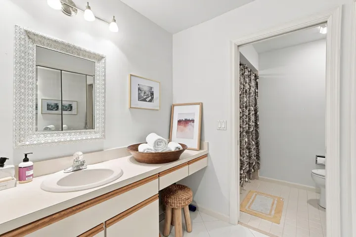Guest bath