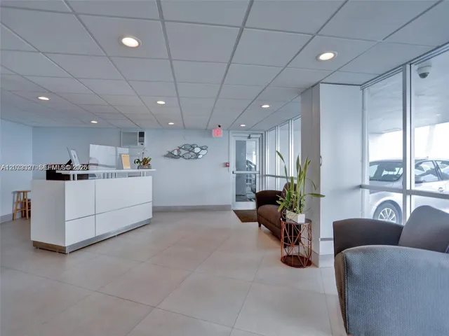 Photo 36