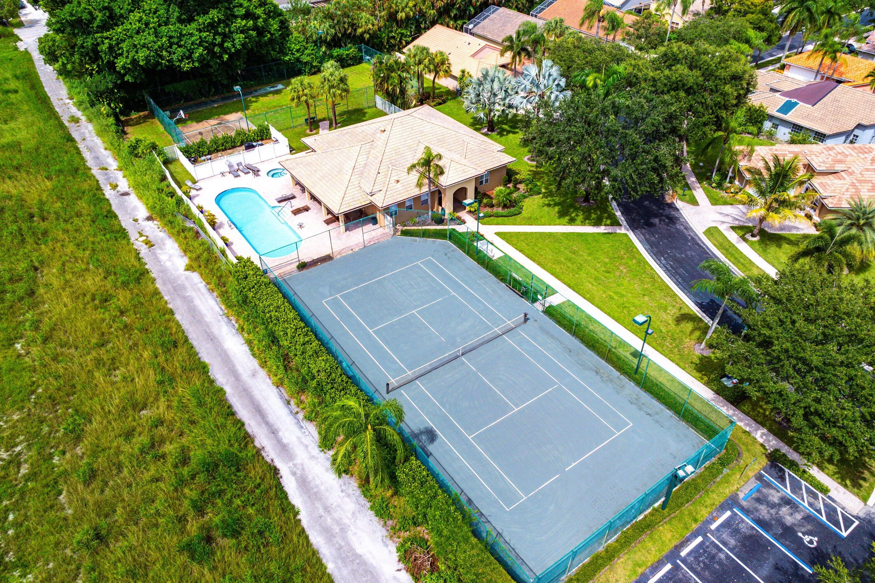 Tennis