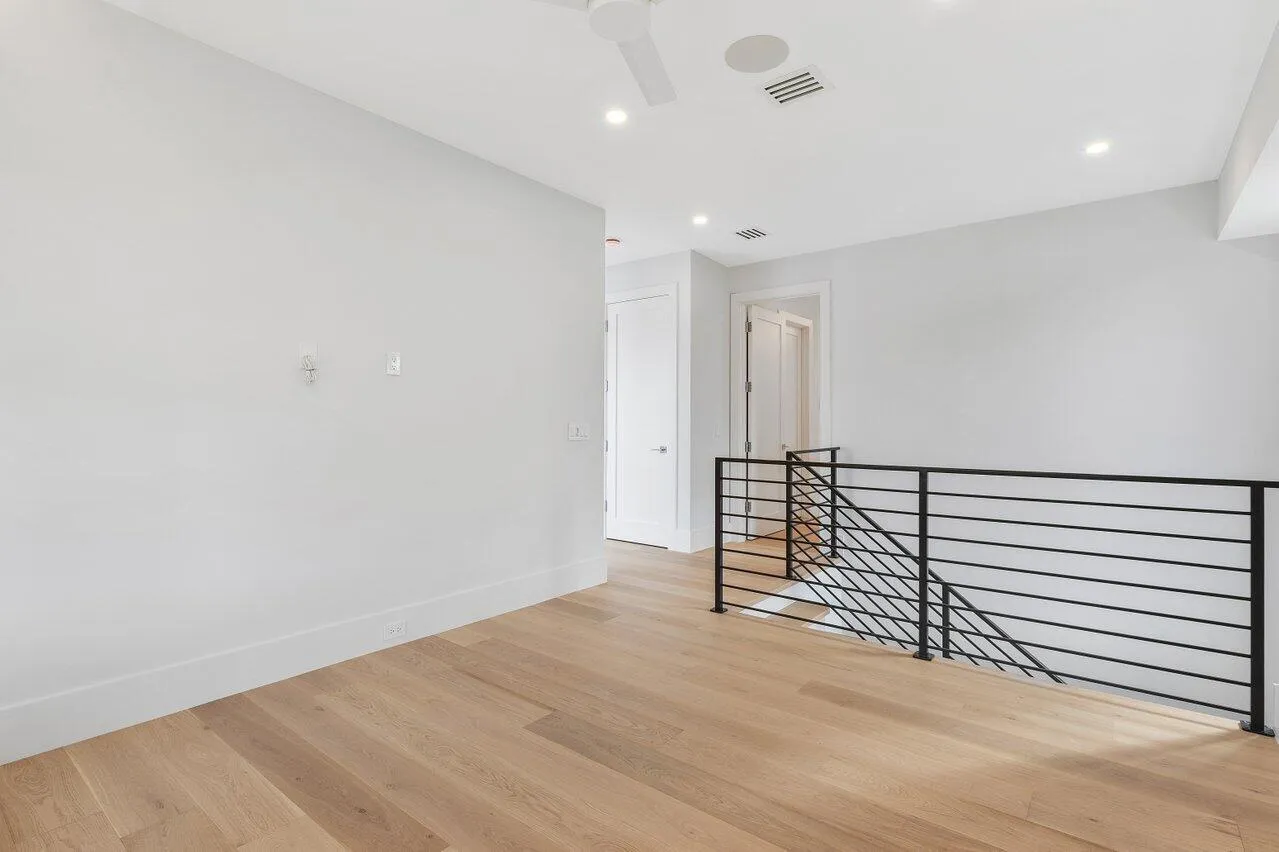 Property photo 85