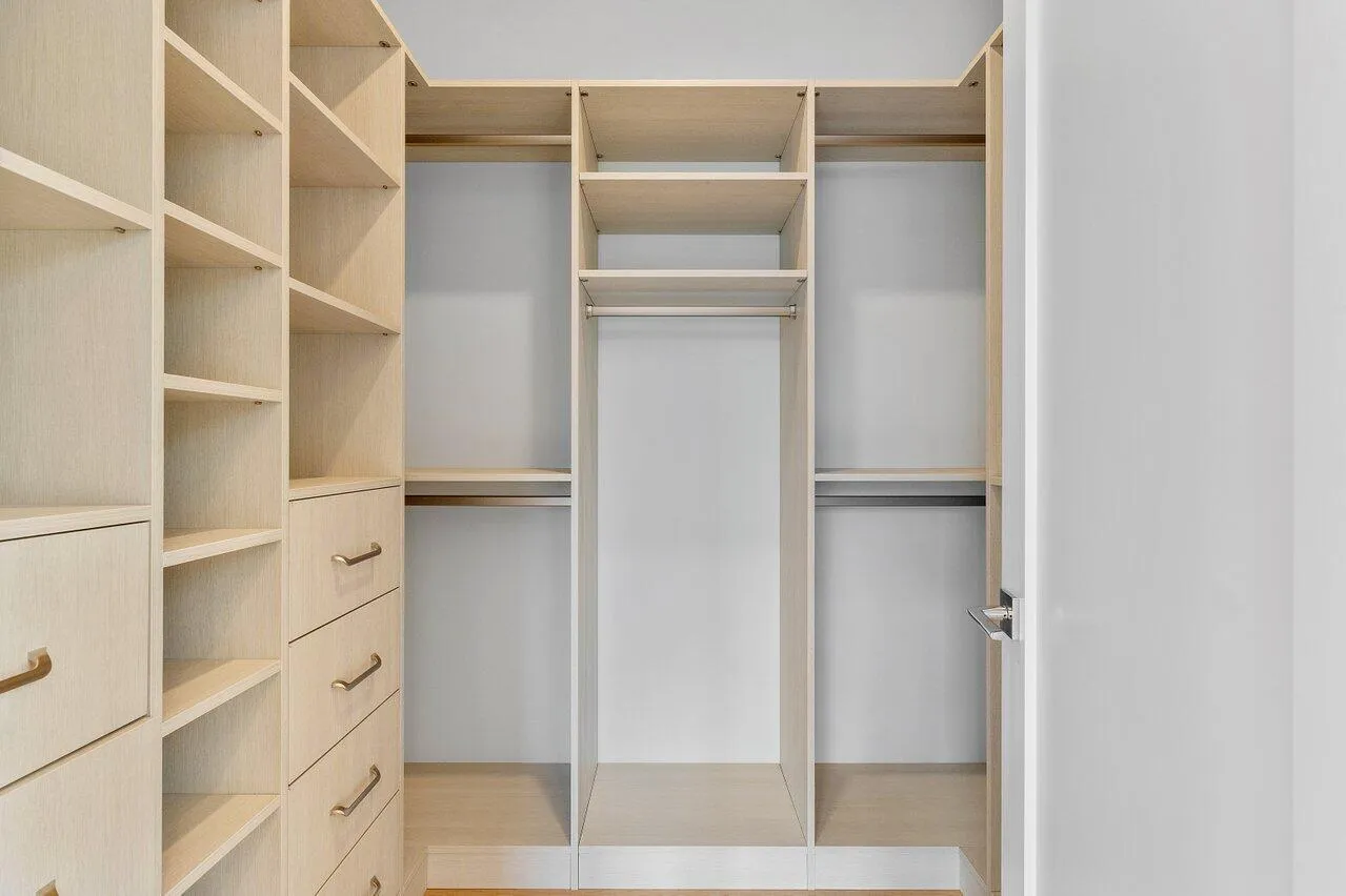 Property photo 96