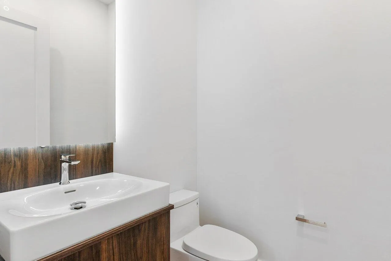 Property photo 82