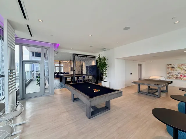 Top Floor Social Area (Pool)