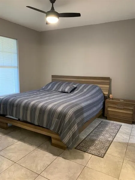 6020 W Sample Rd # 105 Coral Springs bed