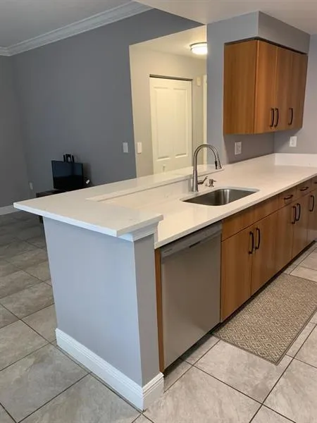 6020 W Sample Rd # 105 Coral Springs kit