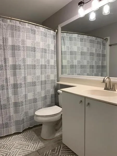 6020 W Sample Rd # 105 Coral Springs bat