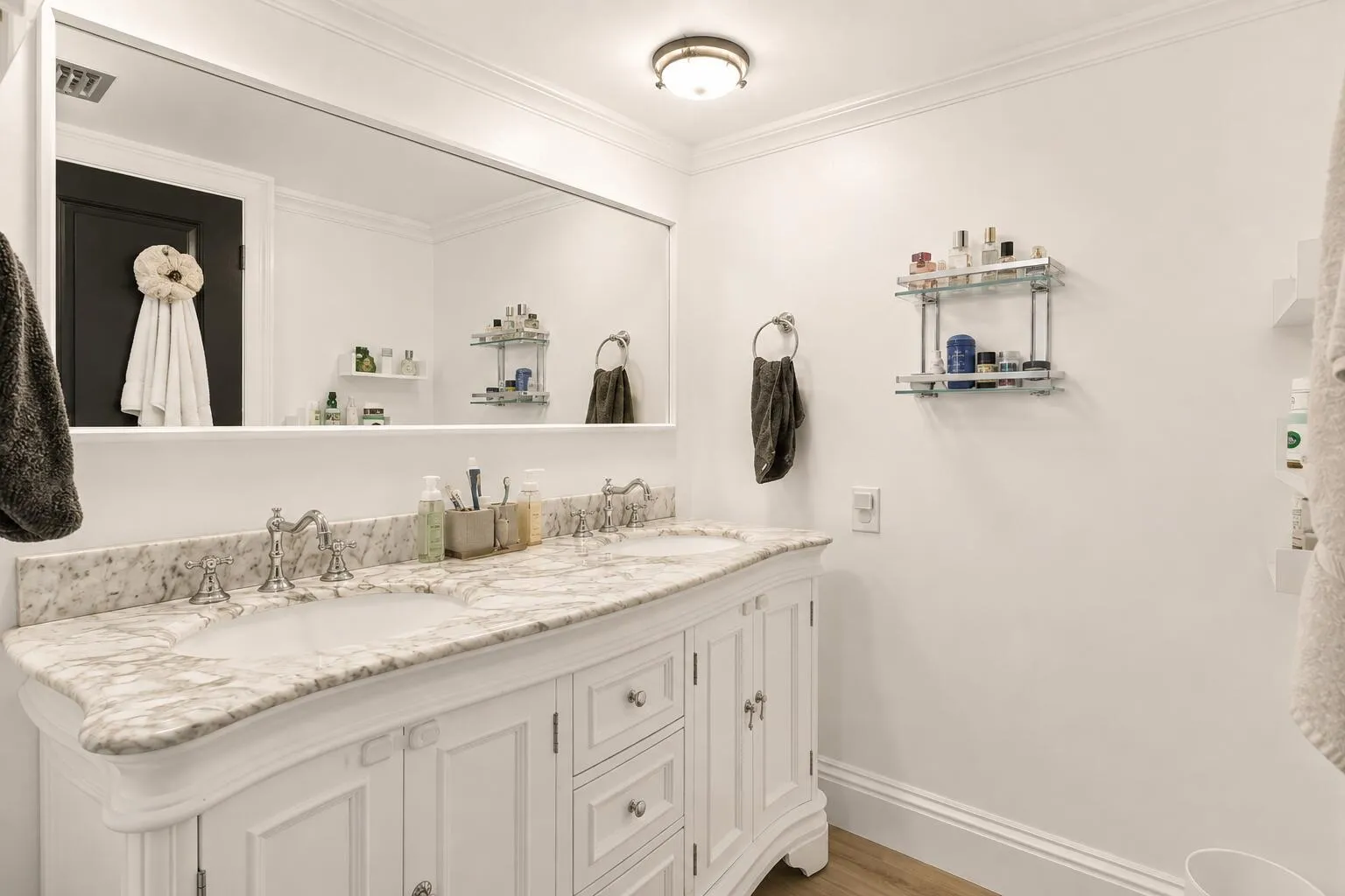 Dual Vanity Master Bath