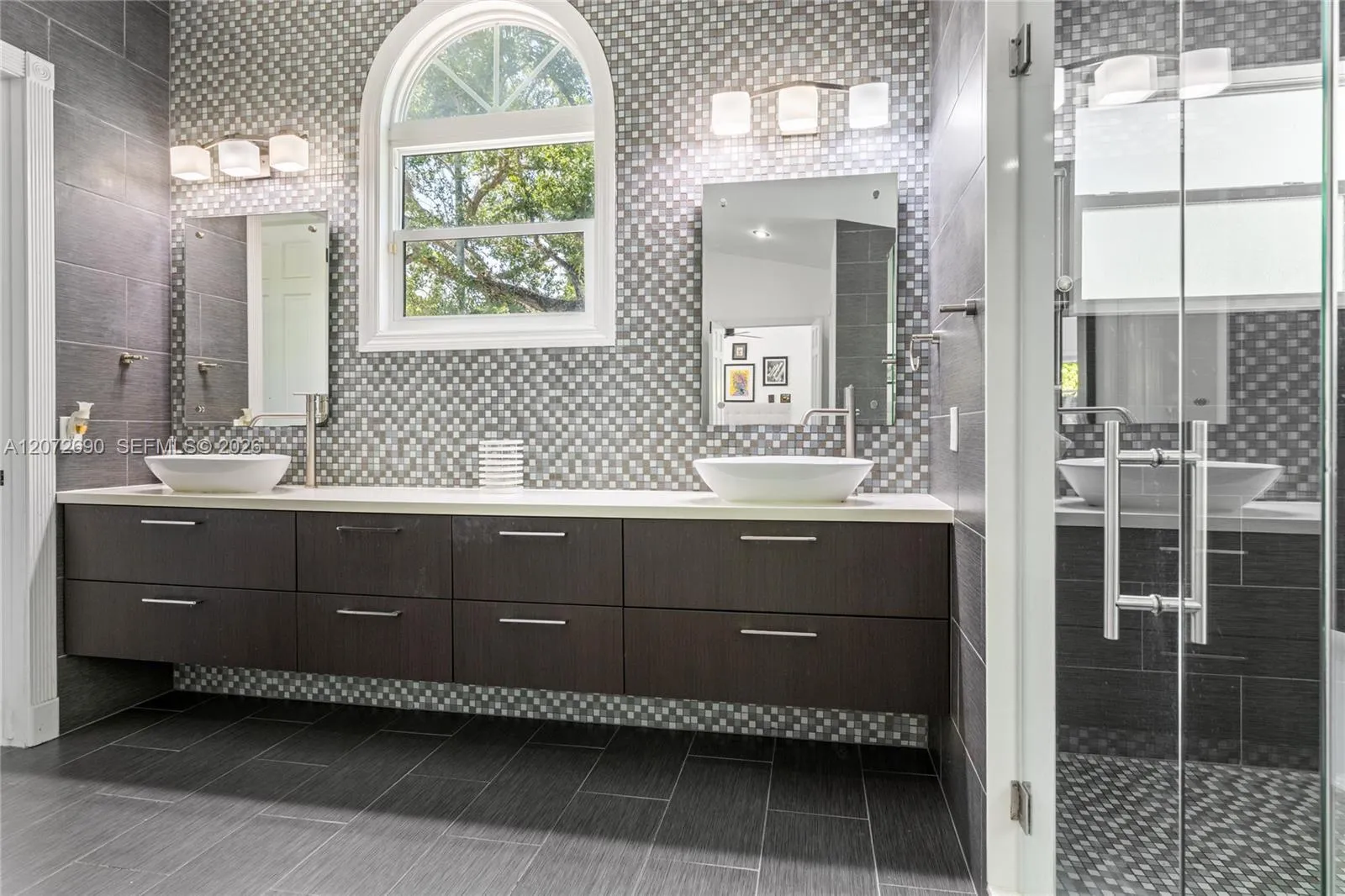 Property photo 60
