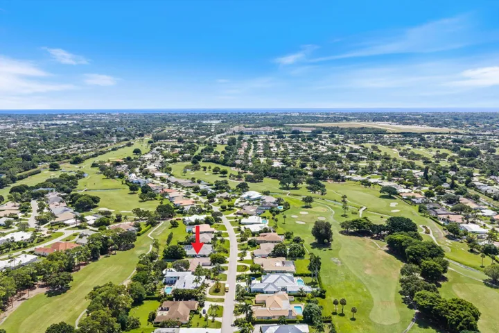 Golfcourse home in the heart of Atlantis