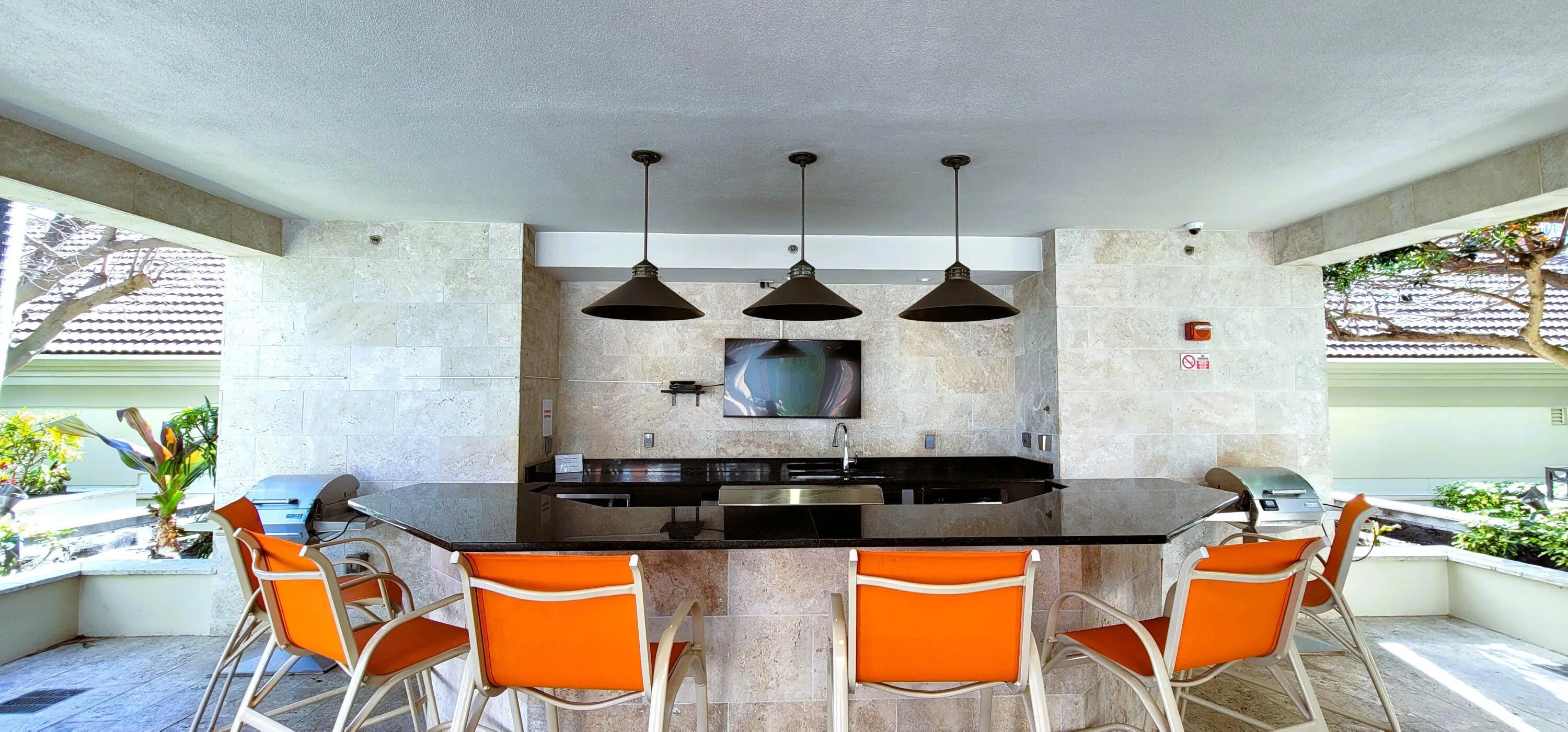 Outdoor Kitchen