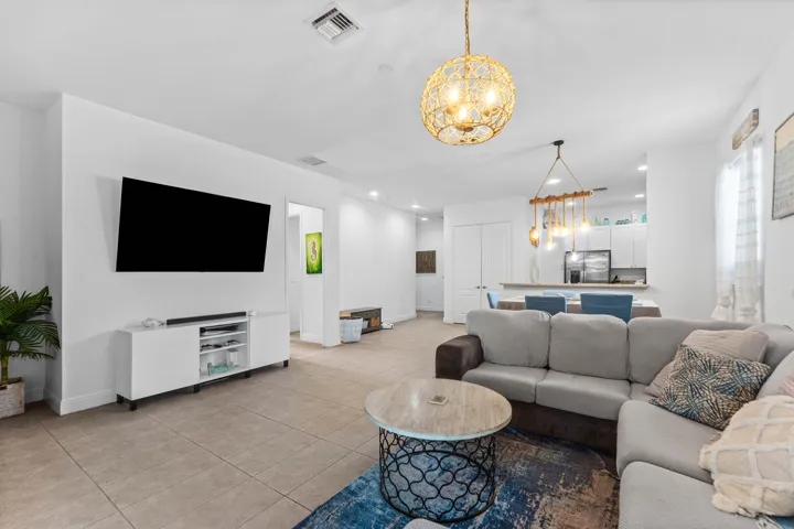 008-68554thStreet-Jupiter-FL-33458-FULL