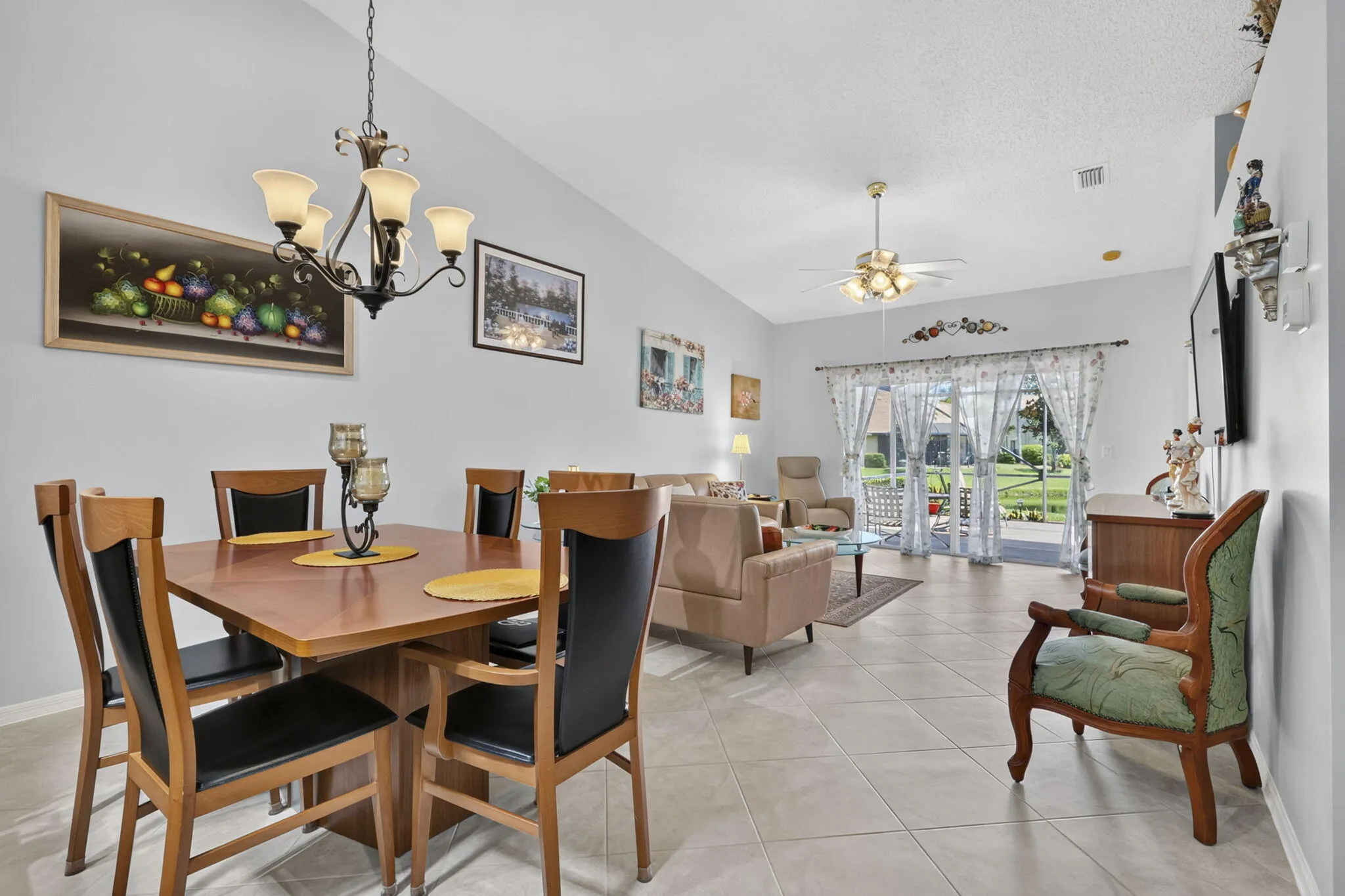Dining/Living Room