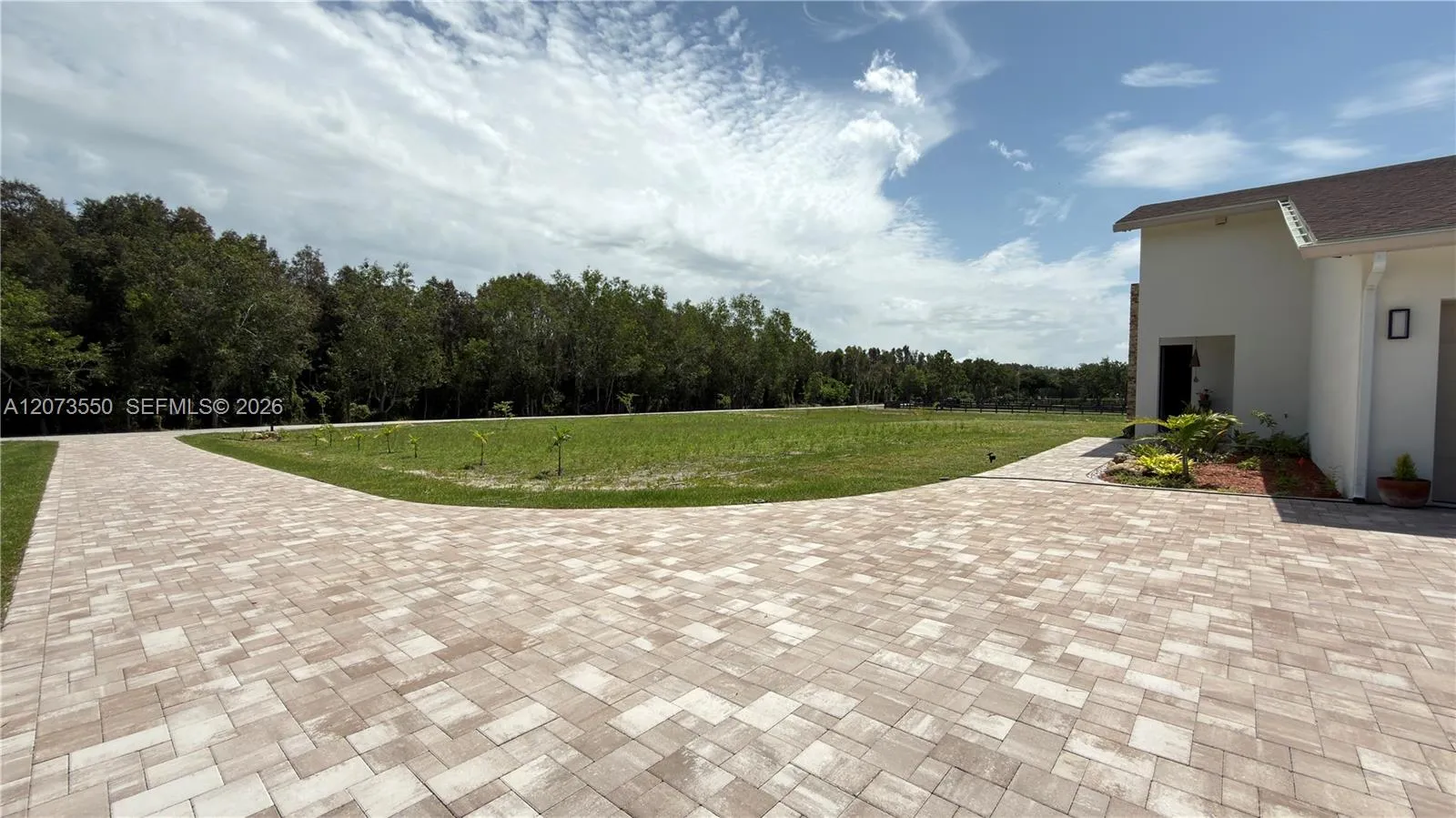 Property photo 98