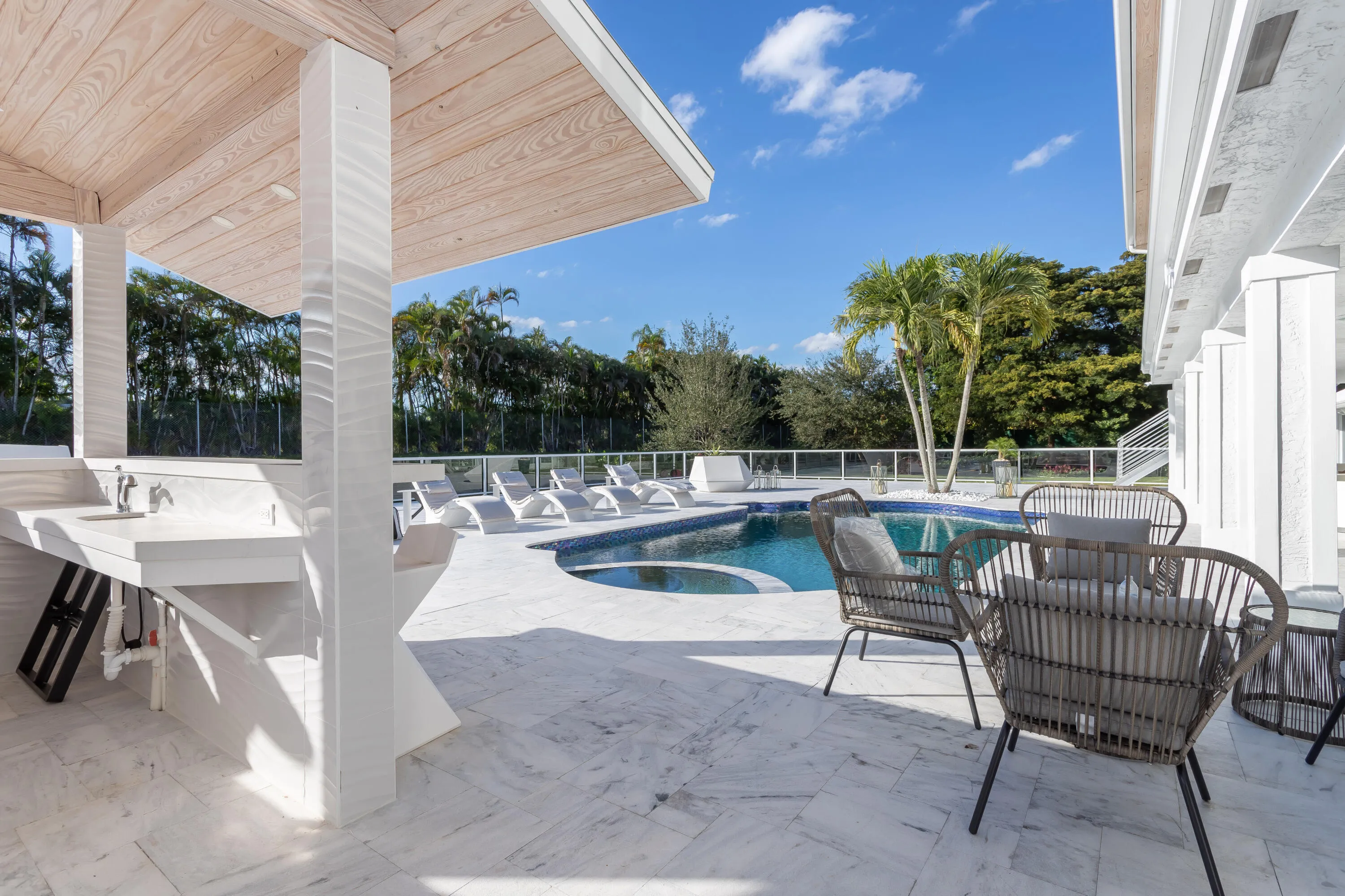Property photo 61