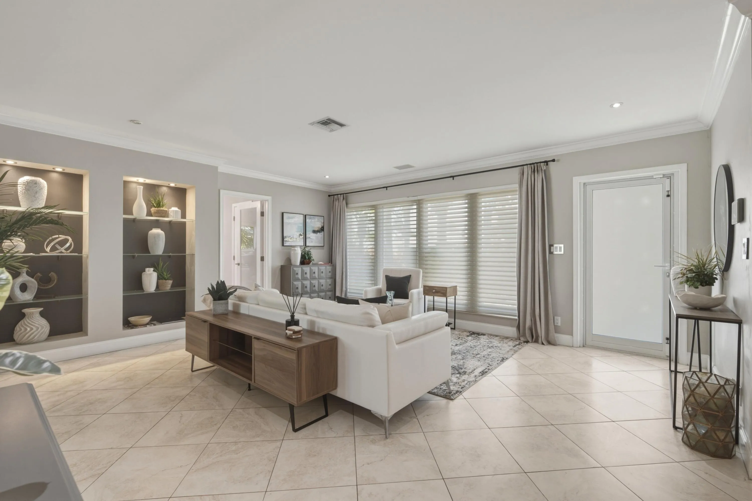 Entry & Living Area