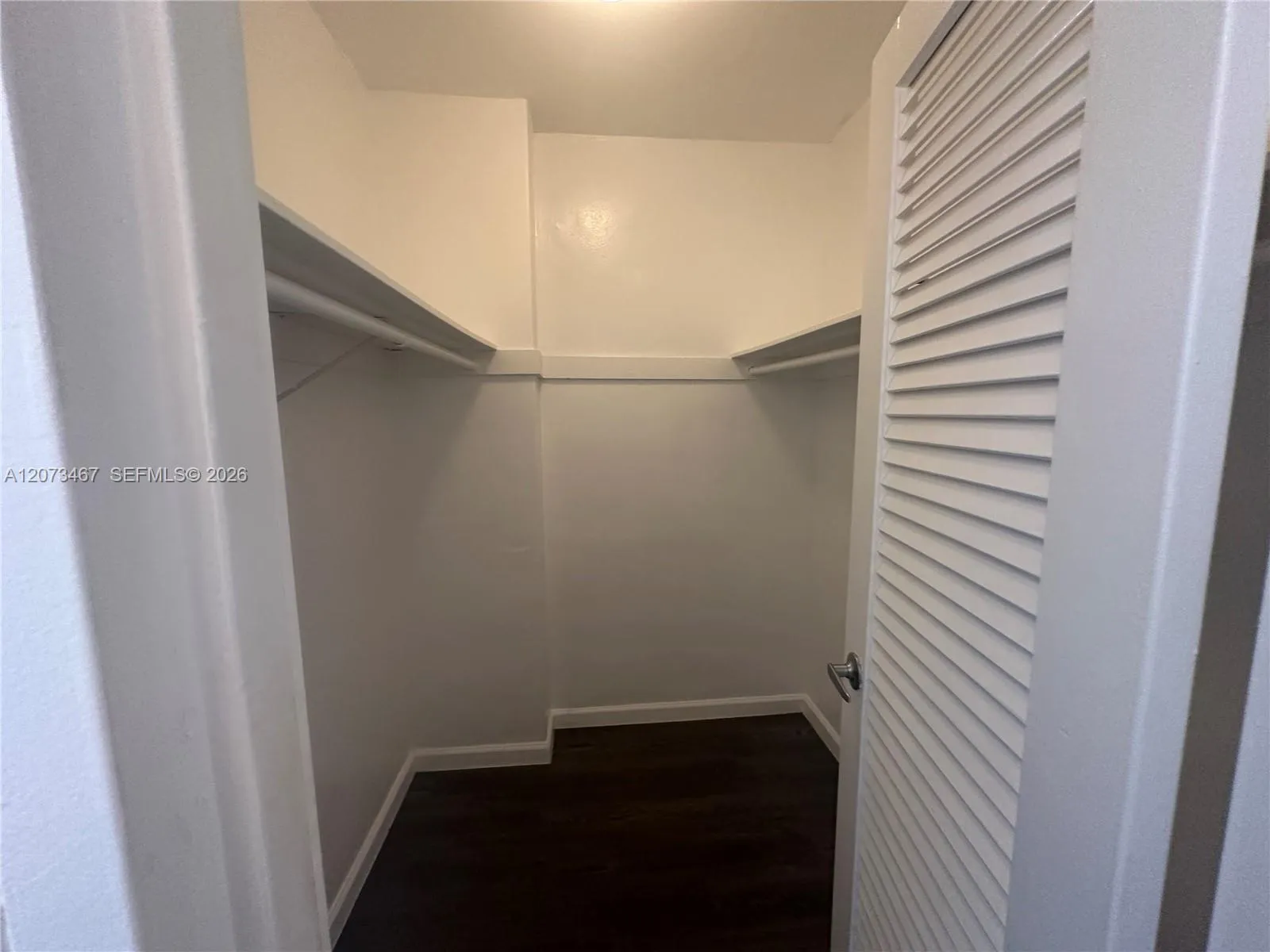 MAIN BEDROOM WALK IN CLOSET