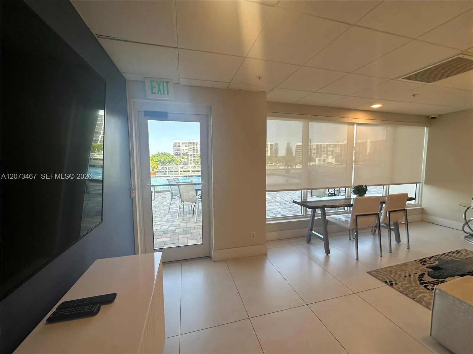 SOCIAL ROOM OFF POOL DECK