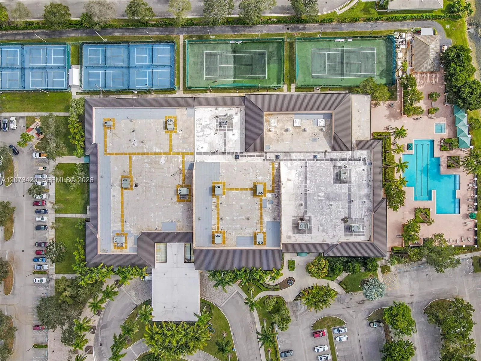 Photo 42