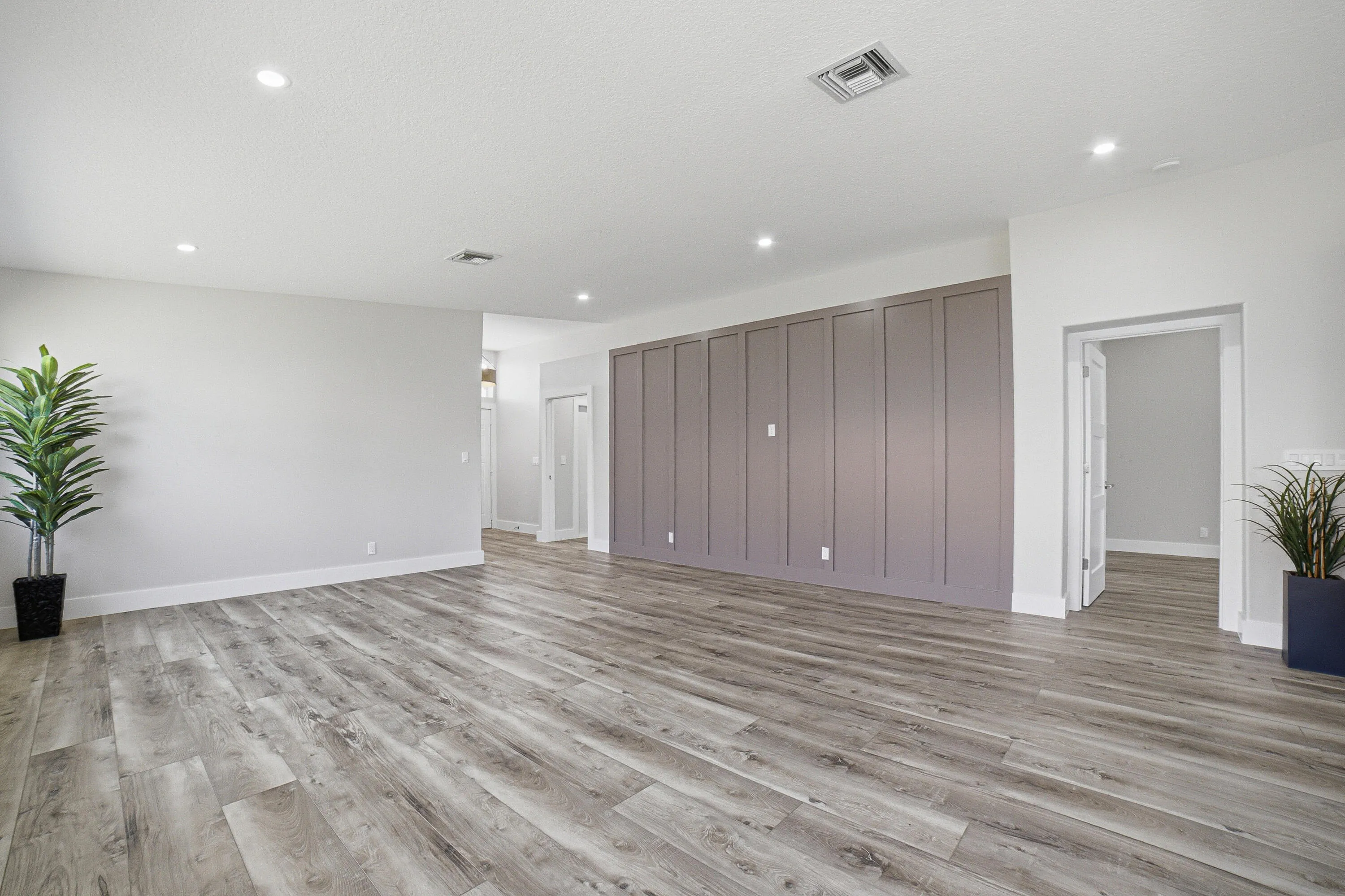 LivingroomfacingKitchen
