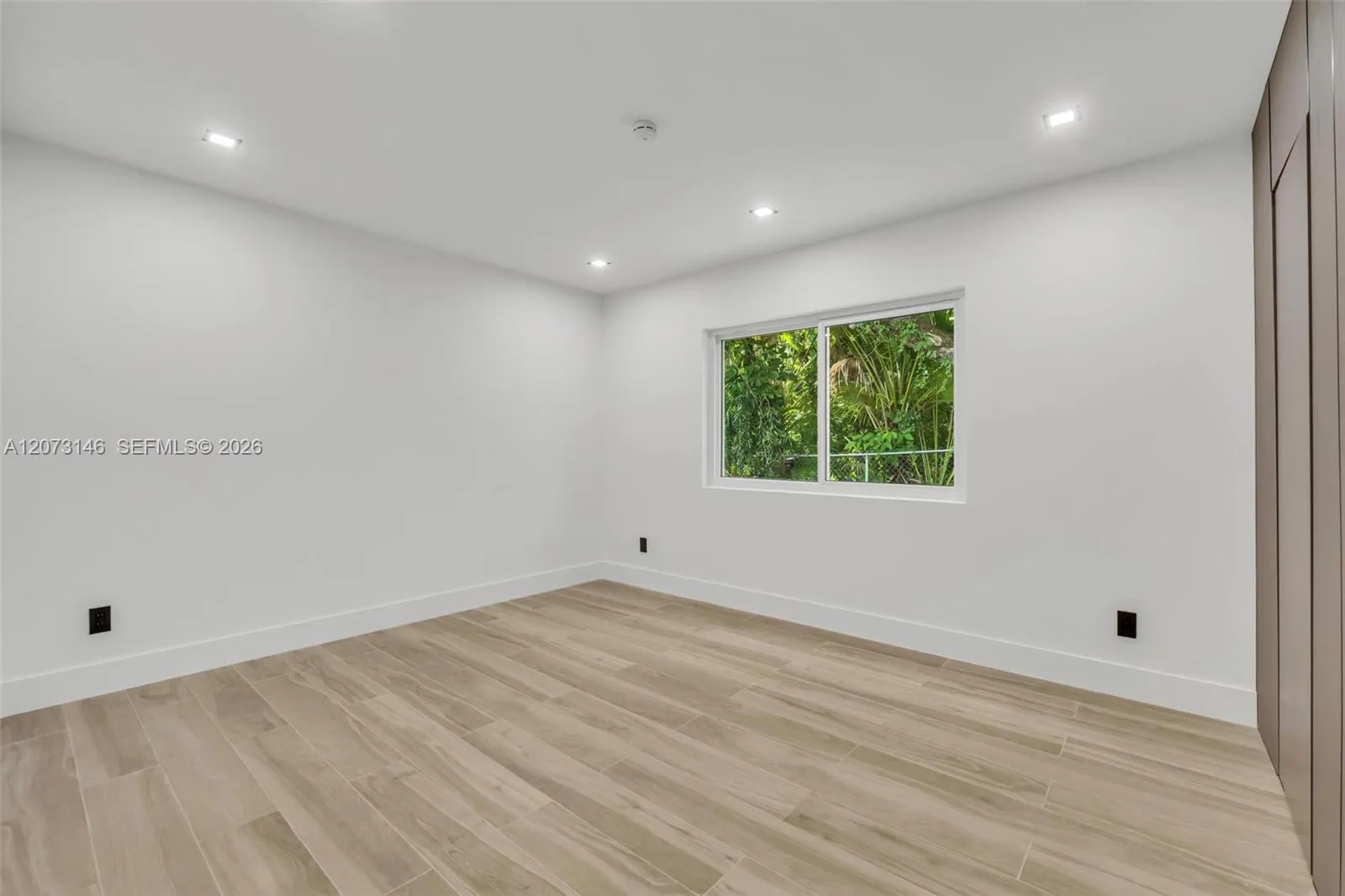 Property photo 54