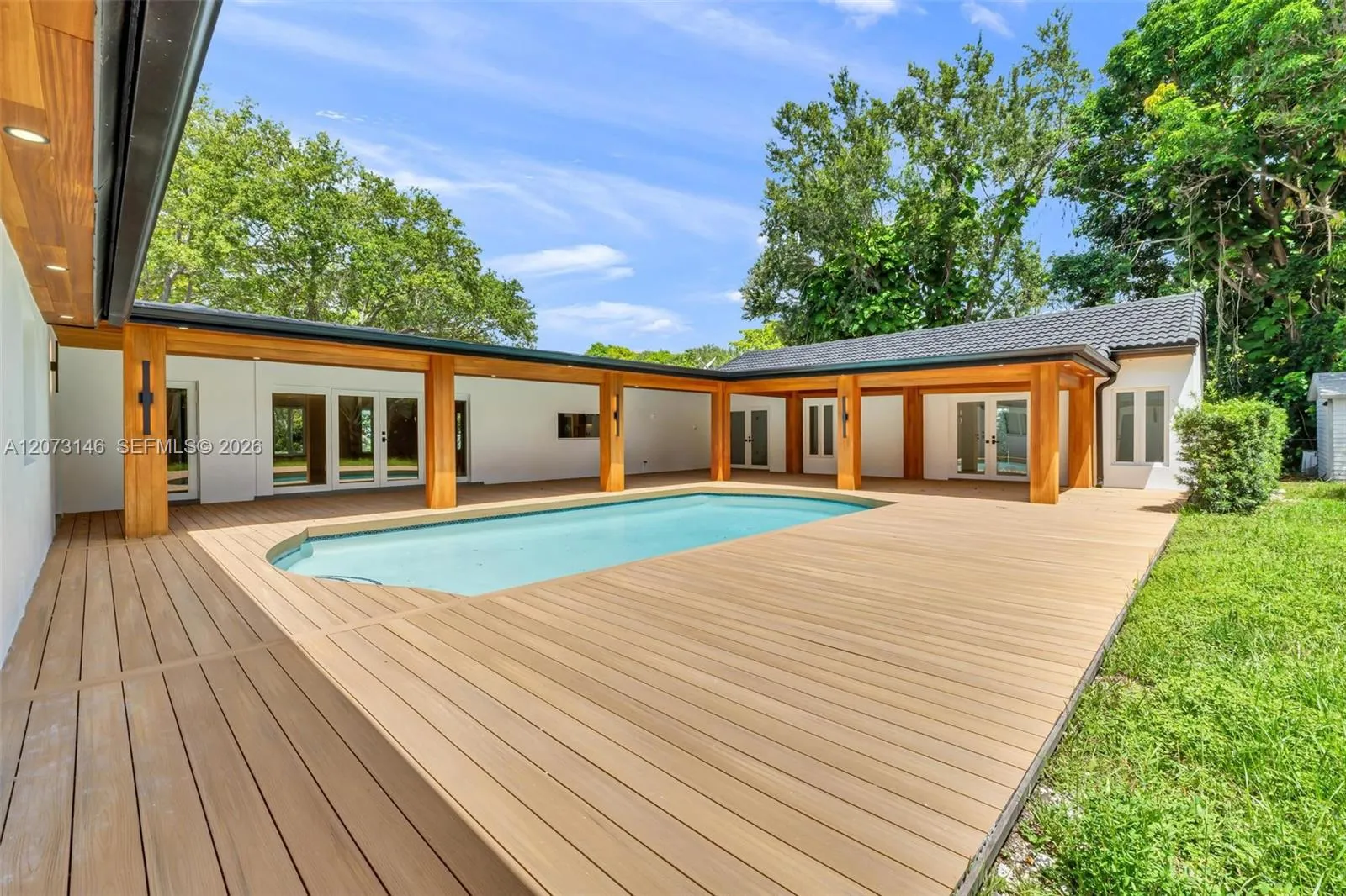 Property photo 78