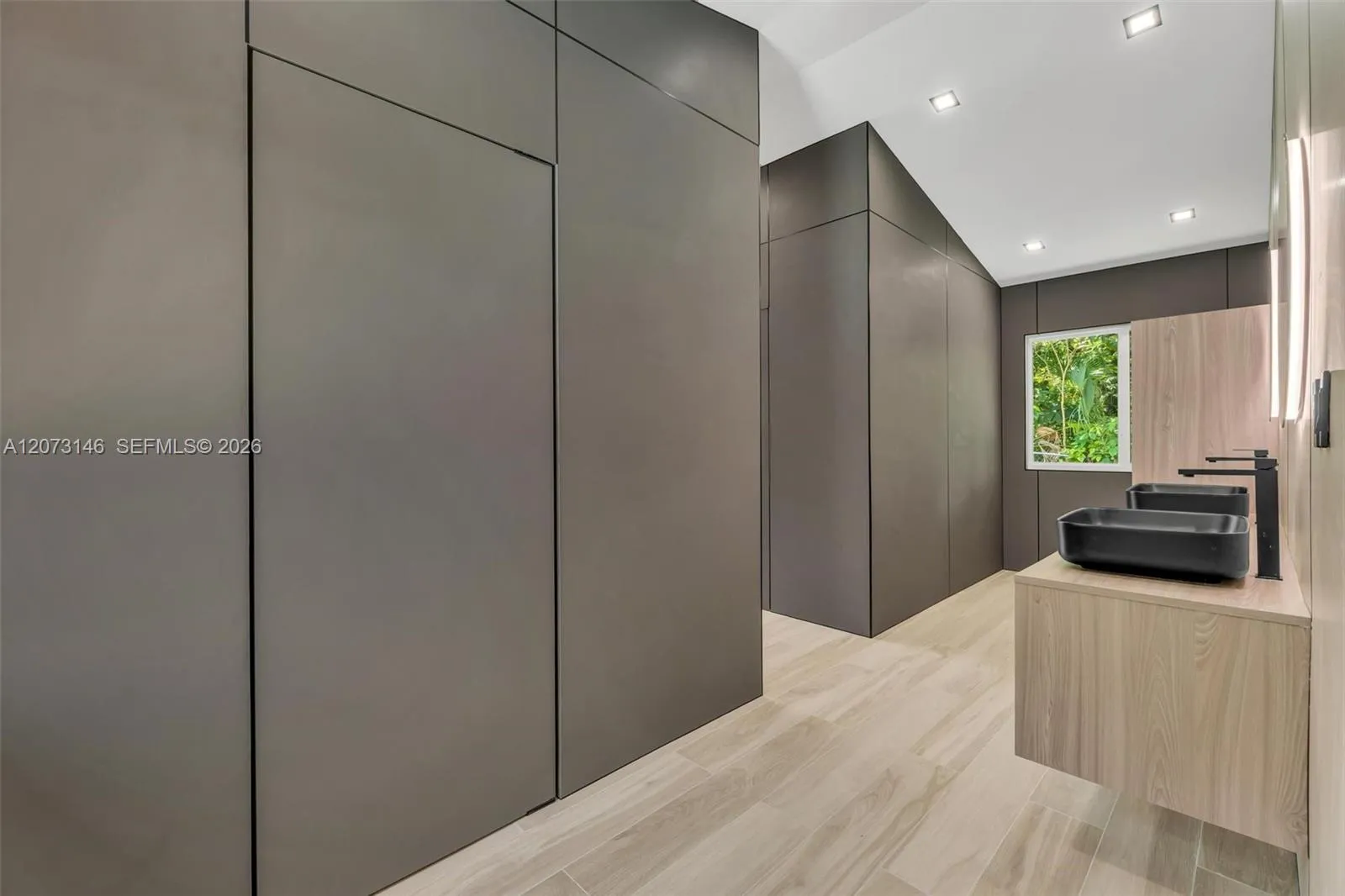 Property photo 60