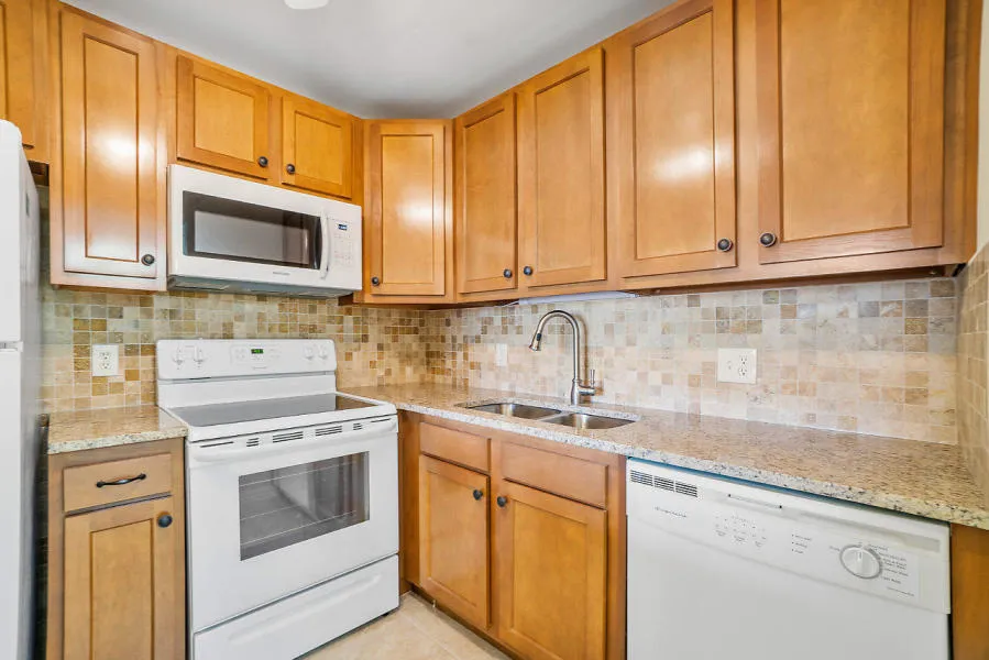 3 Kitchen