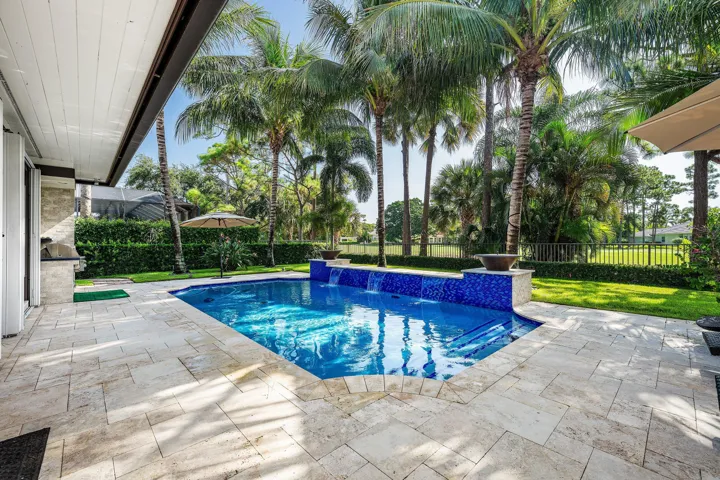 056-586NorthCountryClubDrive-Atlantis-FL