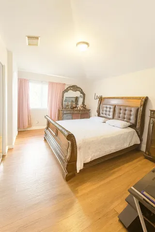 Primary Bedroom – AI Enhanced