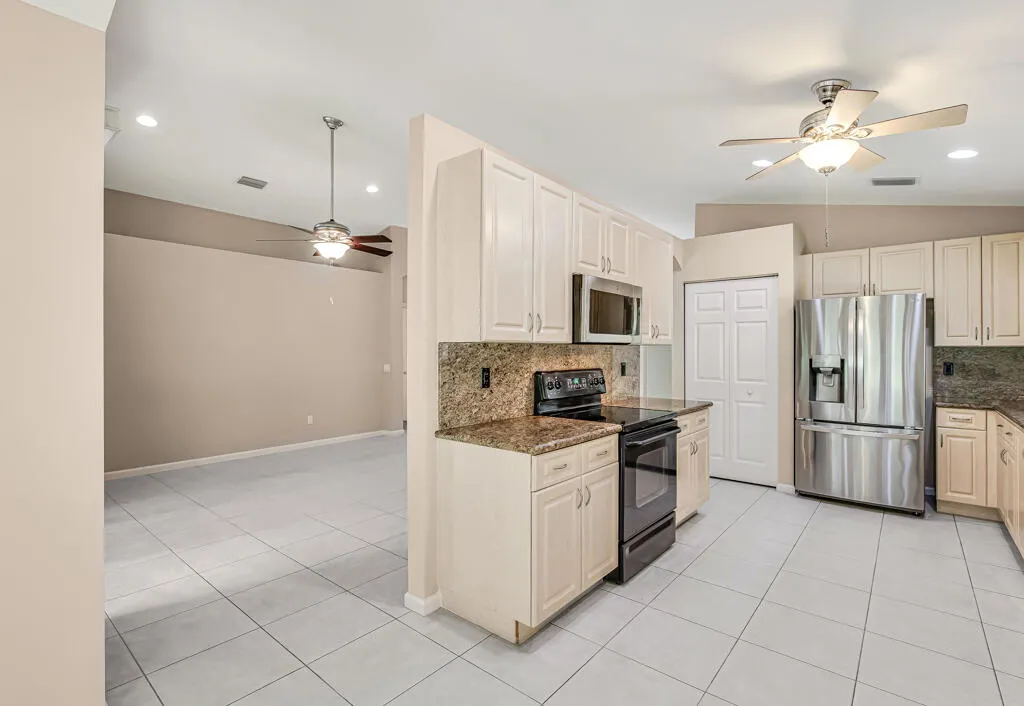 neutral cabinets