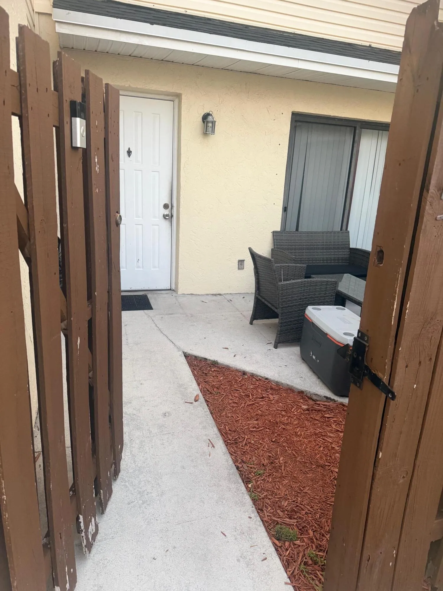 12' X 8" PATIO WITH IN YOUR FENCED IN COURTYARD