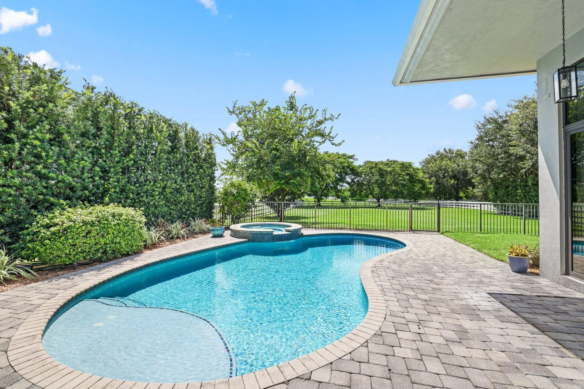 8977 Stone Pier Drive - 32.jpg-SMALL