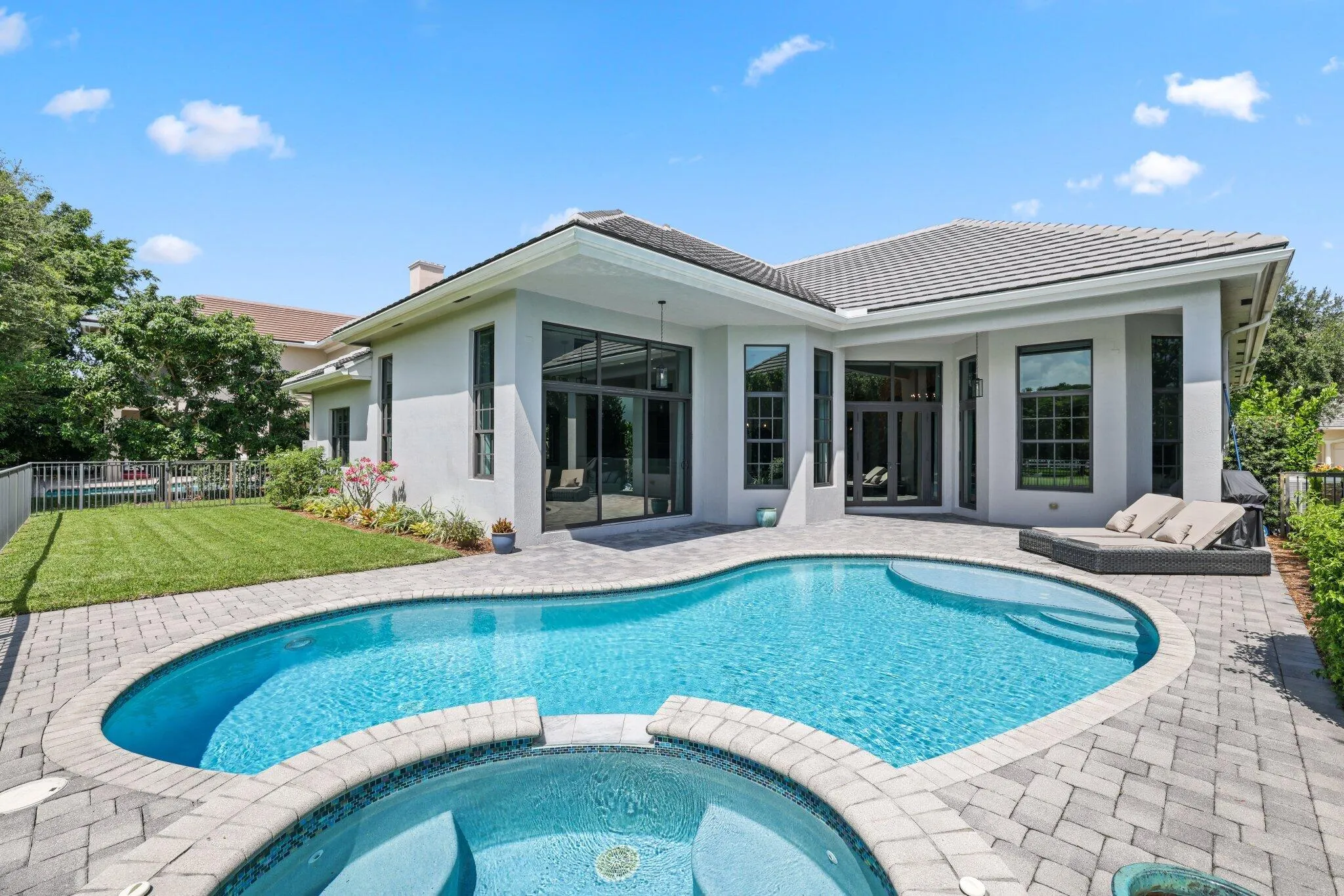 8977 Stone Pier Drive - 34.jpg-SMALL