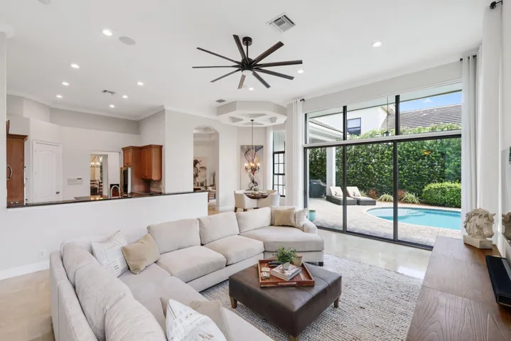 8977 Stone Pier Drive - 19.jpg-SMALL