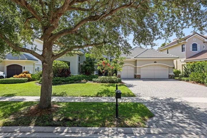8977 Stone Pier Drive - 3.jpg-SMALL