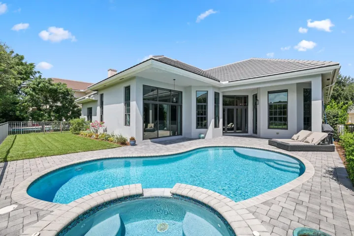 8977 Stone Pier Drive - 34.jpg-SMALL