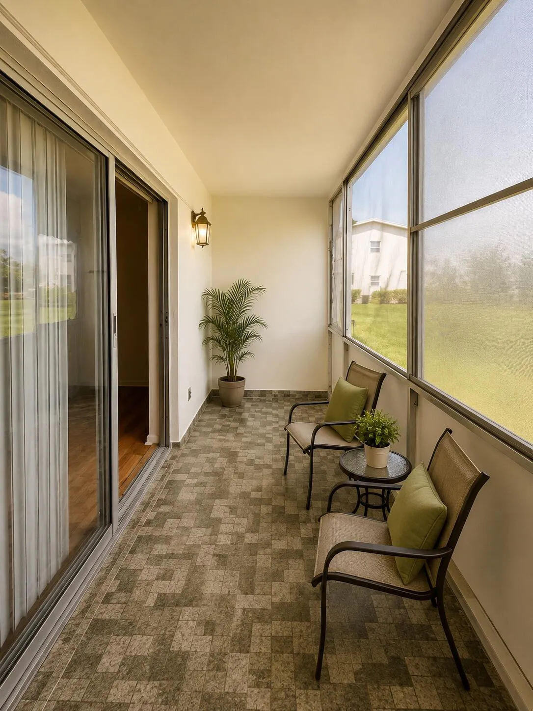 Screened Patio