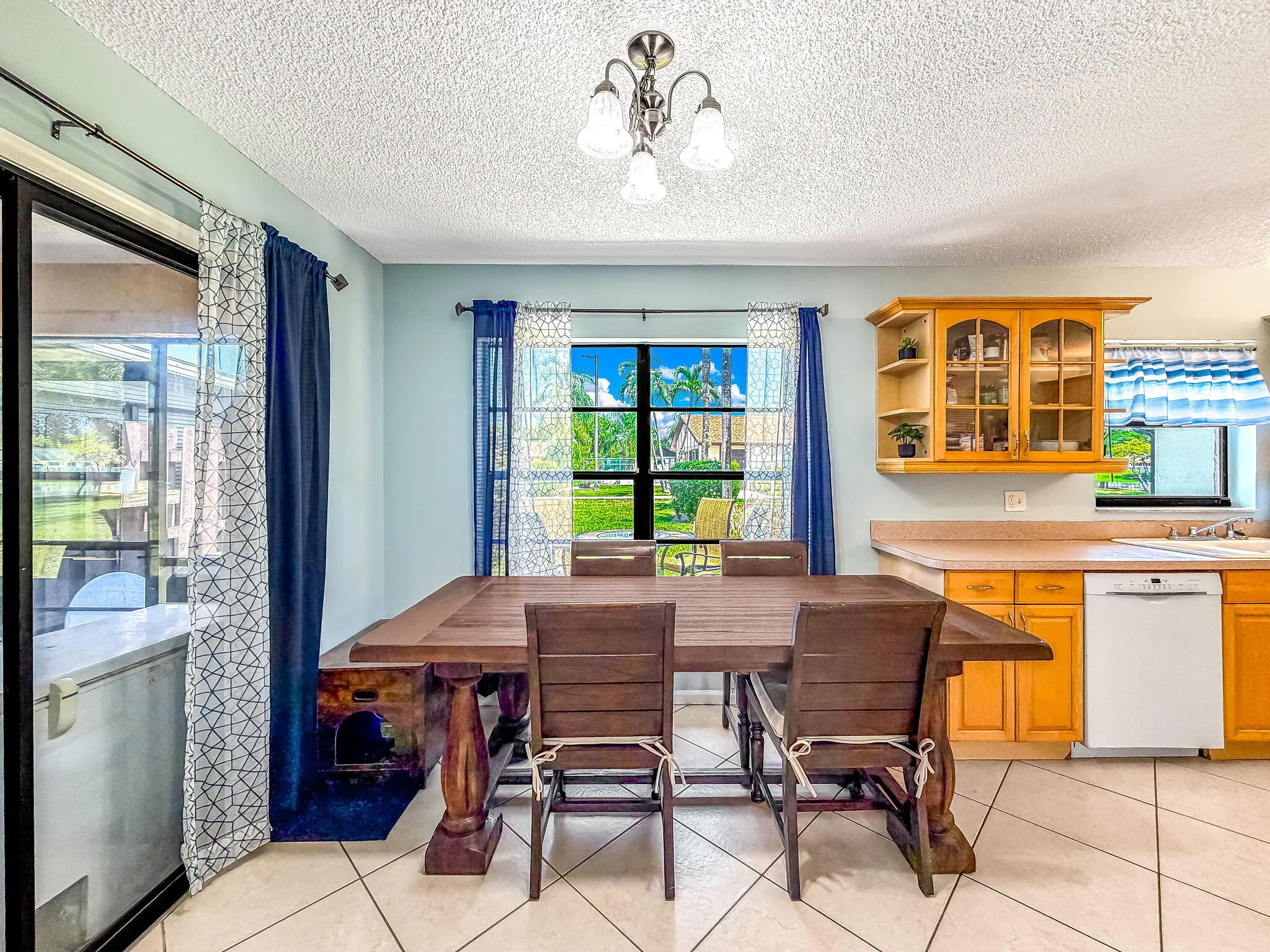 43-web-or-mls-JOY_052745