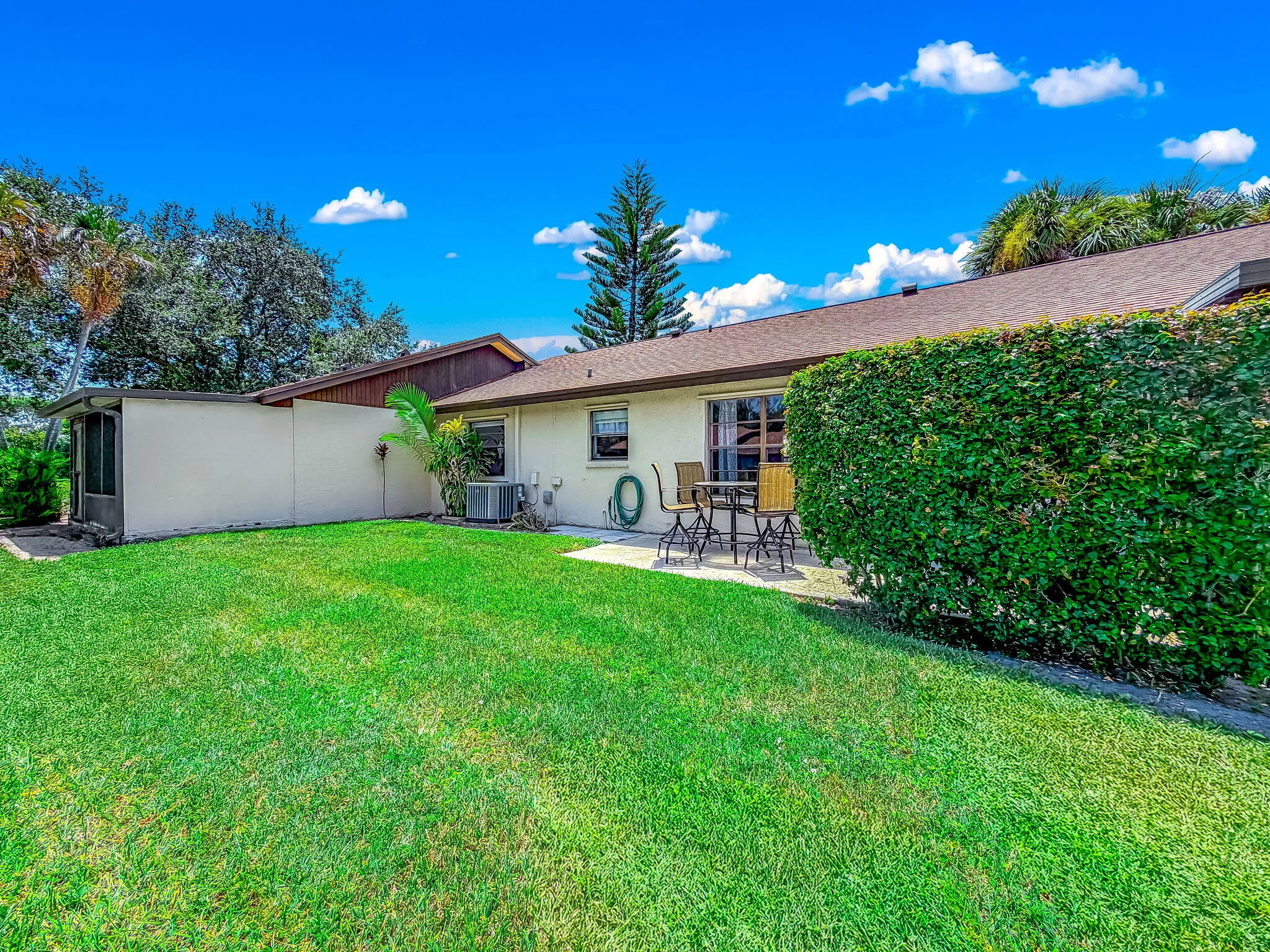 50-web-or-mls-JOY_052780