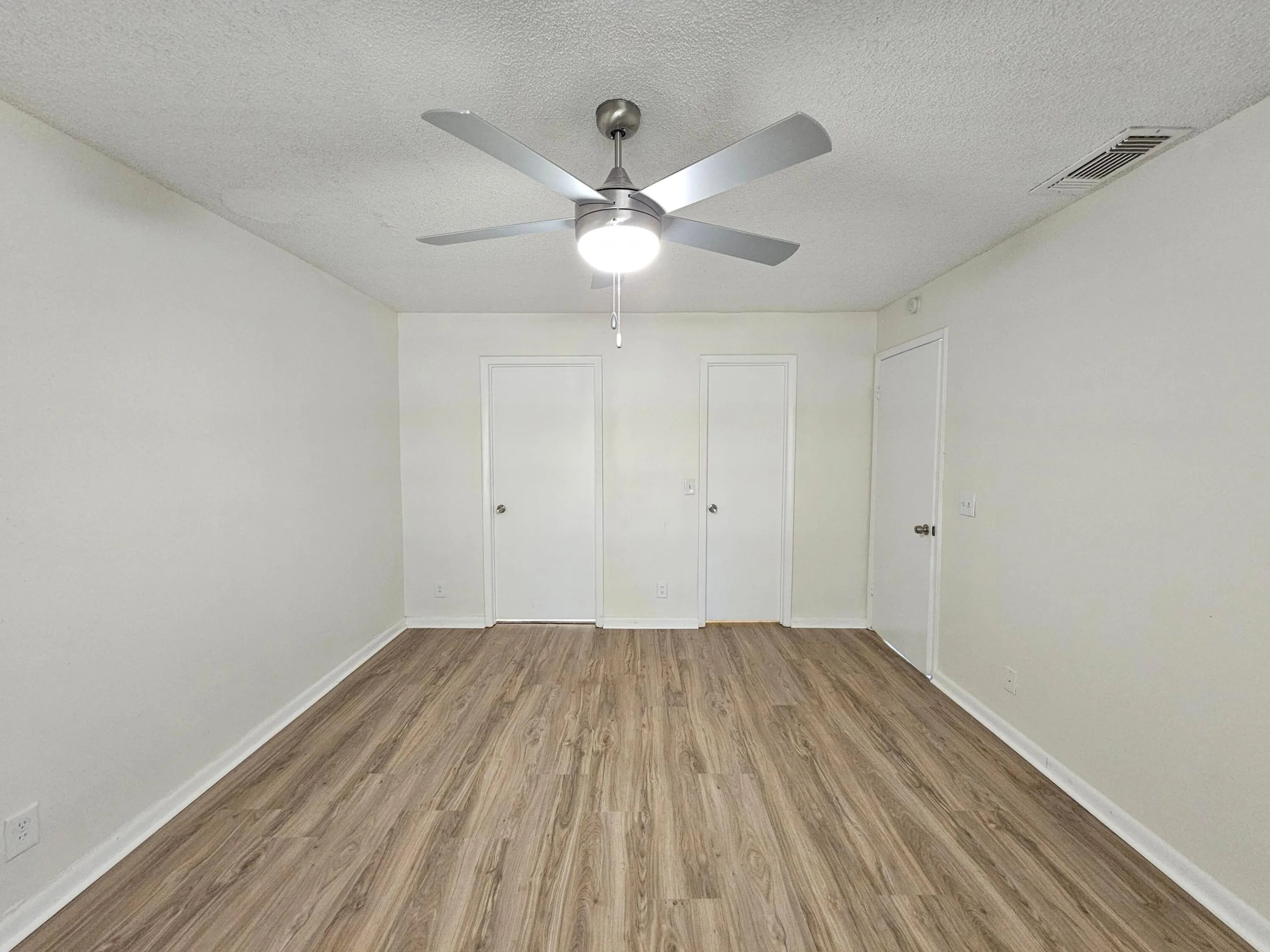 Bedroom 1 (4)