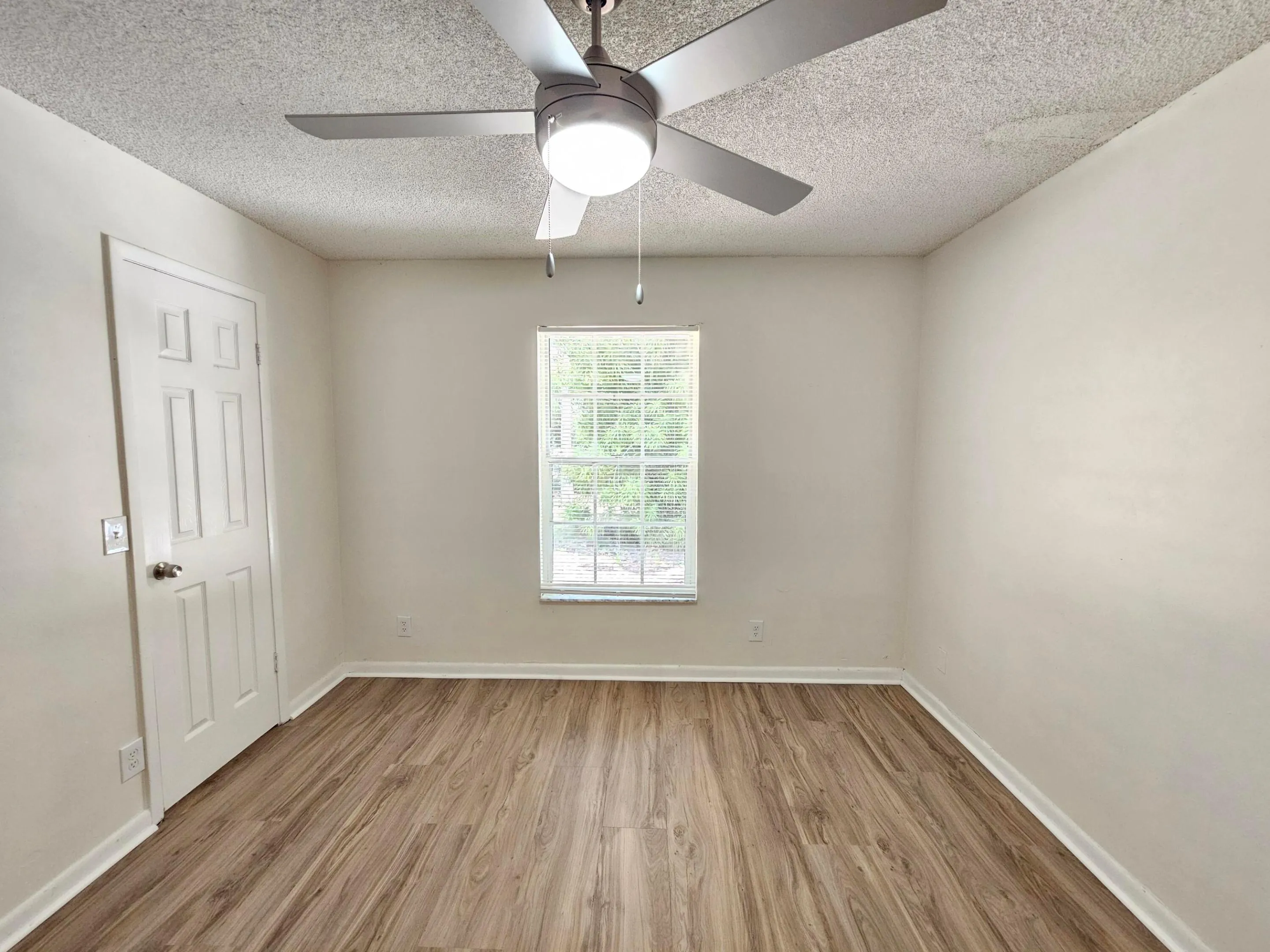 Bedroom 2 (3)
