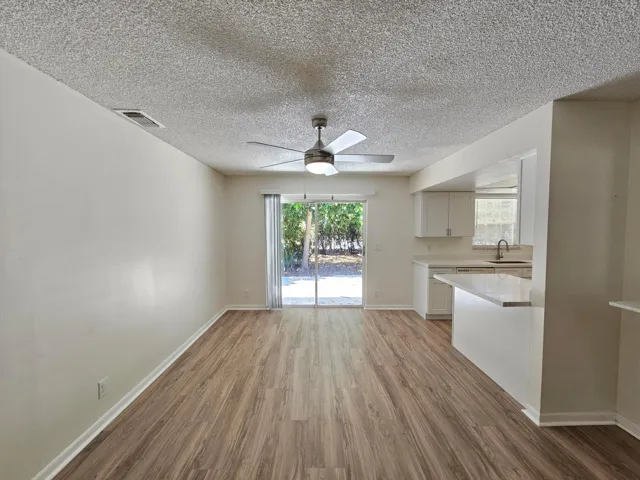 Family Room (2)