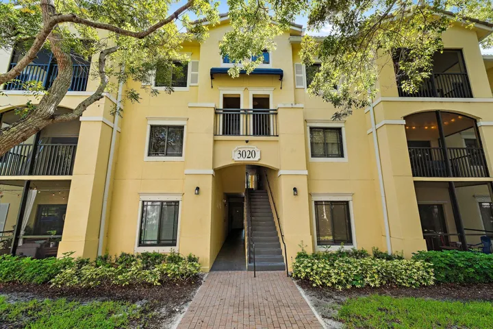 035-3020AlcazarPl-106-PalmBeachGardens-S